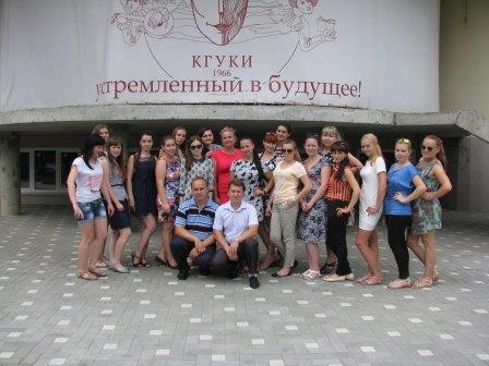 Студенты кафедры документоведения и информационной деятельности защитили дипломы в РФ