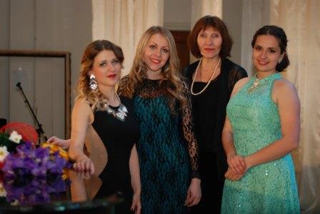 В Луганском вузе состоялся концерт «Русского романса»