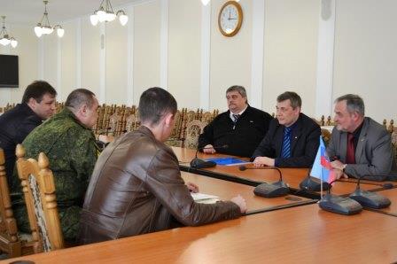 Официальная делегация из Костромы посетили Главу ЛНР