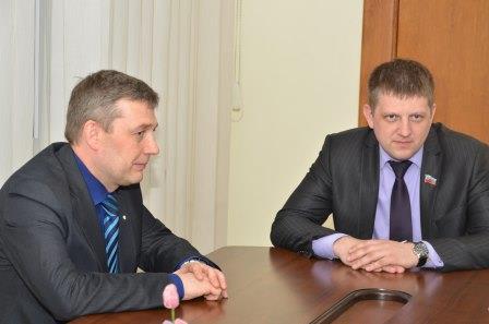Председателя народного совета ЛНР с официальным визитом посетила делегация из Костромы (РФ)