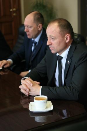 Представители Костромского университета посетили городского голову города Луганска