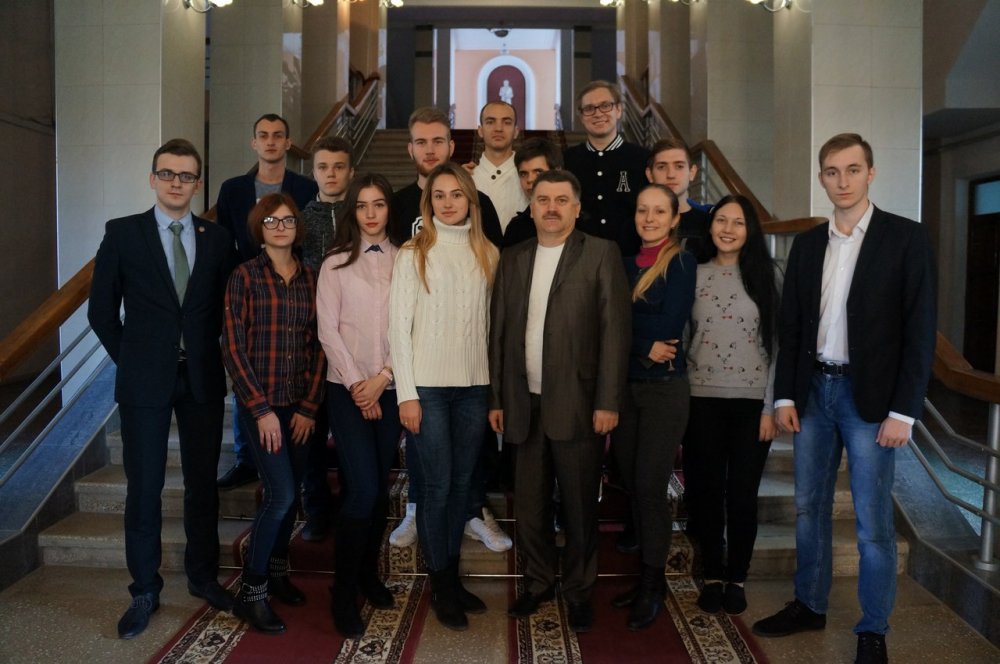 Для участников Молодежного форума «Донбасс» провели увлекательные экскурсии