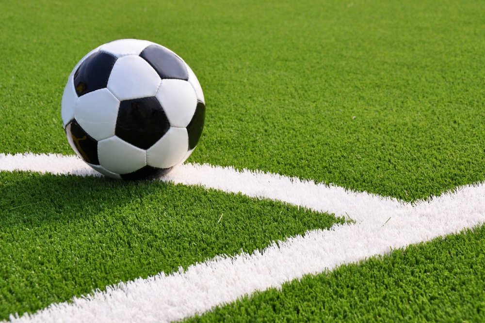 Команда «Буревестник», представляющая ЛГПУ, одержала победу в игре по мини-футболу