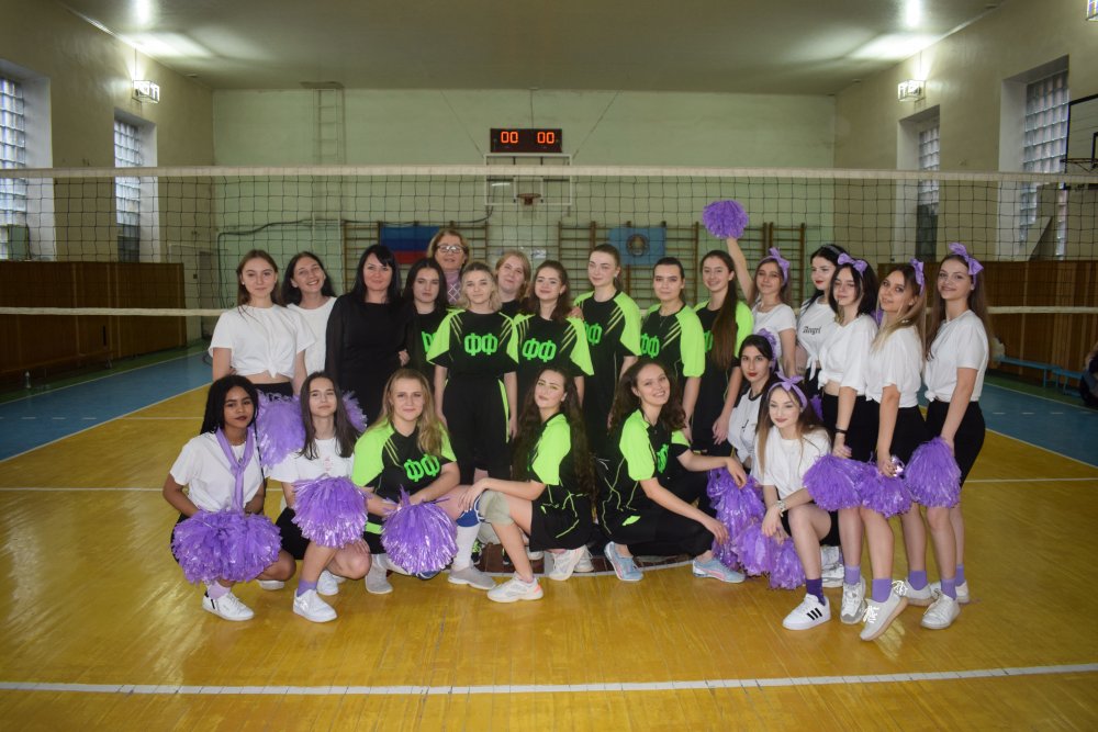 В ЛГПУ подвели итоги игр по волейболу среди девушек 