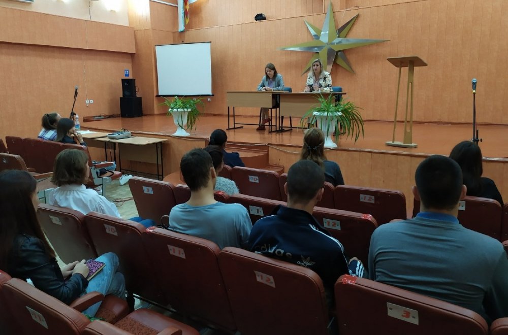 На Ровеньковском факультете ЛГПУ прошло заседание студенческого самоуправления 