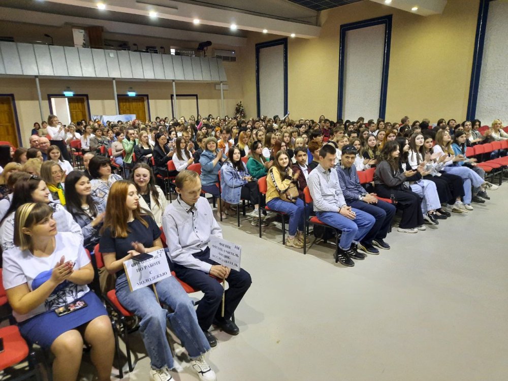 В ЛГПУ проведены профессиональные пробы для школьников республики