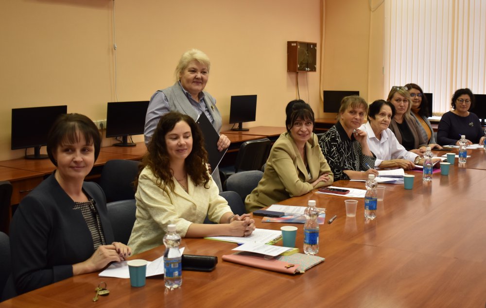 Оказание психологической помощи военнослужащим, участникам боевых действий и членам их семей обсудили в ЛГПУ